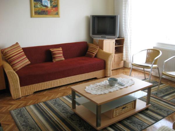 Liliom Apartments Balatonfuered Exterior foto